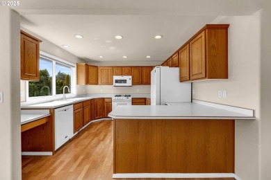 This meticulously maintained 3-bedroom, 2.5-bath home includes a on Pine Crest Golf Course in Washington - for sale on GolfHomes.com, golf home, golf lot