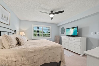 ***Priced to sell!!** Charming 2-Bedroom Condo in Naples Sunrise on The Glades Golf and Country Club in Florida - for sale on GolfHomes.com, golf home, golf lot