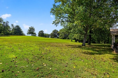 Fall in love with a beautifully updated home in one of the on Eagles Nest Country Club in Kentucky - for sale on GolfHomes.com, golf home, golf lot