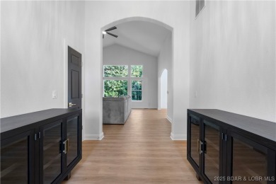 This stunning 3 bedroom, 2.5 bath townhome in Porto Cima has on The Club At Porto Cima in Missouri - for sale on GolfHomes.com, golf home, golf lot