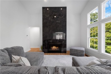 This stunning 3 bedroom, 2.5 bath townhome in Porto Cima has on The Club At Porto Cima in Missouri - for sale on GolfHomes.com, golf home, golf lot