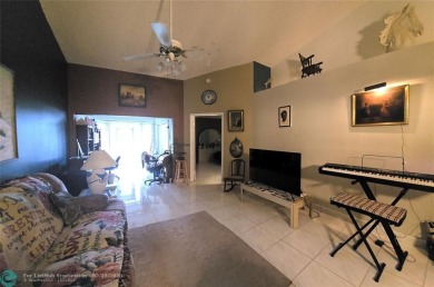 Well maintained fee simple corner villa with low hoa maintenance on Colony West Country Club in Florida - for sale on GolfHomes.com, golf home, golf lot