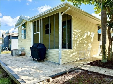 2Br/2Ba with a cozy rear lanai- located within the Imperial on The Rookery At Marco in Florida - for sale on GolfHomes.com, golf home, golf lot