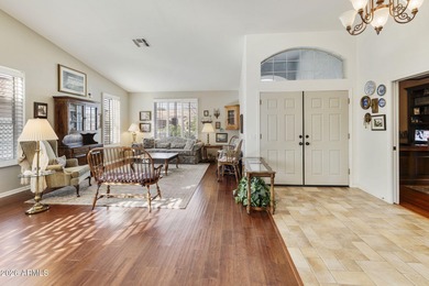 Beautifully maintained 3BR, 2.5BA Galleria model on the 14th on Ironwood Golf Club in Arizona - for sale on GolfHomes.com, golf home, golf lot