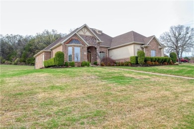 Quality Custom Built One Owner Home.  3504 SF 4 BR's 3 1/2 BA's on Eagle Crest Golf Course in Arkansas - for sale on GolfHomes.com, golf home, golf lot