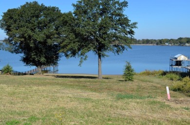 ABSOLUTELY BREATHTAKING VIEWS AND SUNSETS FROM THIS BEAUTIFUL on Cedar Creek Country Club in Texas - for sale on GolfHomes.com, golf home, golf lot