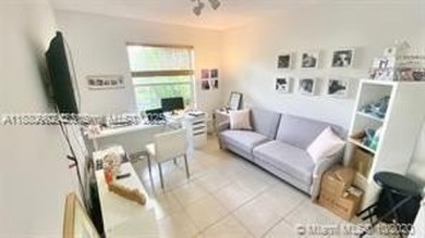 Amazing property, in excellent location in Doral, gated on Jim McLean Signature Course in Florida - for sale on GolfHomes.com, golf home, golf lot