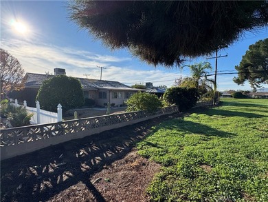 Turn Key large floor plan with 2 bedroom and 2 full bathroom on  in California - for sale on GolfHomes.com, golf home, golf lot