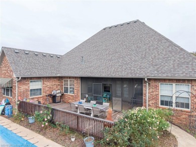 This is the home with it all--boasting over 2,000 square feet of on Vache-Grasse Country Club in Arkansas - for sale on GolfHomes.com, golf home, golf lot