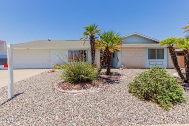 Looking for a spacious home where you can add your own touches? on Grandview Golf Course in Arizona - for sale on GolfHomes.com, golf home, golf lot