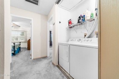 Welcome to this awesome buy in Clearbrook! Enjoy easy living in on Rossmoor Golf Club in New Jersey - for sale on GolfHomes.com, golf home, golf lot