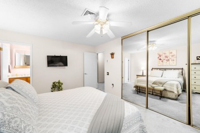 Welcome to this awesome buy in Clearbrook! Enjoy easy living in on Rossmoor Golf Club in New Jersey - for sale on GolfHomes.com, golf home, golf lot