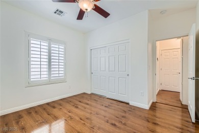 This Charming home is a cozy 2 bed 2 bath home.  Tasteful paint on Aliante Golf Club in Nevada - for sale on GolfHomes.com, golf home, golf lot