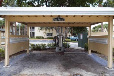 PERFECT FOR INVESTORS!
Great 1/1 - granite kitchen counter tops on Bear Lakes Country Club in Florida - for sale on GolfHomes.com, golf home, golf lot