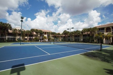 PERFECT FOR INVESTORS!
Great 1/1 - granite kitchen counter tops on Bear Lakes Country Club in Florida - for sale on GolfHomes.com, golf home, golf lot