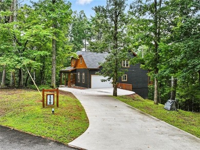 This stunning 4-bedroom, 4-bath home offers the perfect blend of on White Path Golf Club in Georgia - for sale on GolfHomes.com, golf home, golf lot