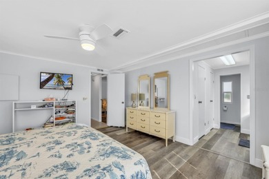 Under contract-accepting backup offers. Discover comfort, style on Maple Leaf Golf and Country Club in Florida - for sale on GolfHomes.com, golf home, golf lot