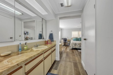 Under contract-accepting backup offers. Discover comfort, style on Maple Leaf Golf and Country Club in Florida - for sale on GolfHomes.com, golf home, golf lot