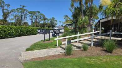 This turnkey furnished 3/2 condo with attached one car garage is on Eagle Ridge Golf and Tennis Club in Florida - for sale on GolfHomes.com, golf home, golf lot