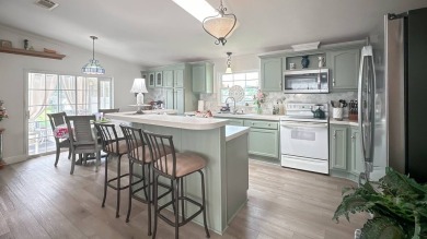 BRING ALL OFFERS! SELLER IS MOTIVATED! Located in Water Oak on Water Oak Country Club Estates in Florida - for sale on GolfHomes.com, golf home, golf lot