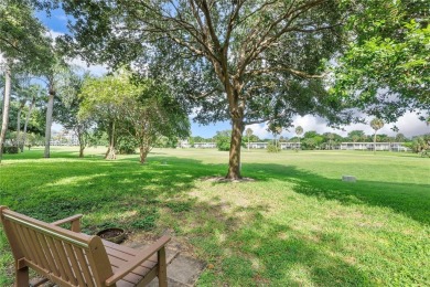 Large 3 Bedroom/ 2.5 Bath Condo W/ Open Floor Plan, Located In on Oaks Country Club in Florida - for sale on GolfHomes.com, golf home, golf lot