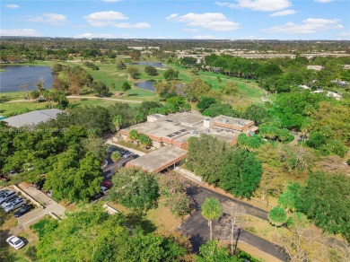 Large 3 Bedroom/ 2.5 Bath Condo W/ Open Floor Plan, Located In on Oaks Country Club in Florida - for sale on GolfHomes.com, golf home, golf lot