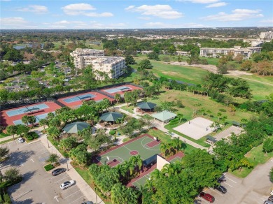 Large 3 Bedroom/ 2.5 Bath Condo W/ Open Floor Plan, Located In on Oaks Country Club in Florida - for sale on GolfHomes.com, golf home, golf lot