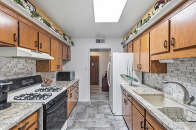 Nestled on a quiet cul-de-sac, this updated 4-bed, 3.5-bath home on  in Arizona - for sale on GolfHomes.com, golf home, golf lot