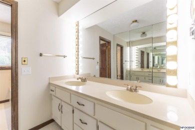 Tim Salzbrenner, M: , tsalzbrenner,   - Enjoy resort-style on Oak Hills Country Club in Nebraska - for sale on GolfHomes.com, golf home, golf lot