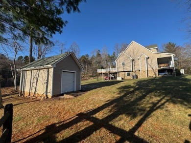 Exceptional home just off the Blue Ridge Parkway in Skyland on Skyland Lakes Golf Course in Virginia - for sale on GolfHomes.com, golf home, golf lot