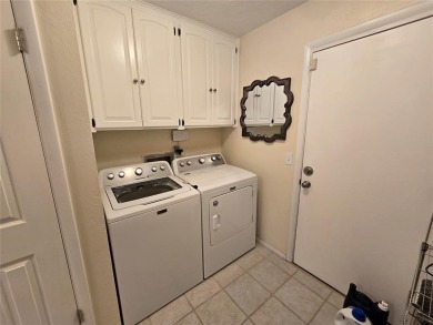 Paradise in the heart of OKC!  This charming 3 bed, 2 bath home on Lake Hefner Golf Club in Oklahoma - for sale on GolfHomes.com, golf home, golf lot