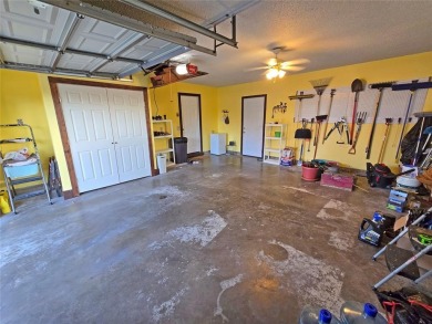 Paradise in the heart of OKC!  This charming 3 bed, 2 bath home on Lake Hefner Golf Club in Oklahoma - for sale on GolfHomes.com, golf home, golf lot