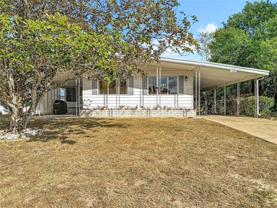 Welcome to this spacious 2-bedroom, 2-bathroom home situated in on High Point Golf Club, Inc. in Florida - for sale on GolfHomes.com, golf home, golf lot