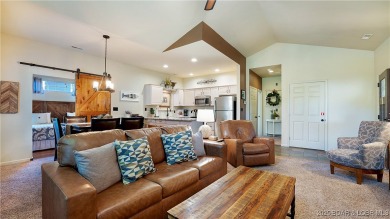 CHARMING COTTAGE in OLD KINDERHOOK GOLF COMMUNITY - This on The Club At Old Kinderhook in Missouri - for sale on GolfHomes.com, golf home, golf lot
