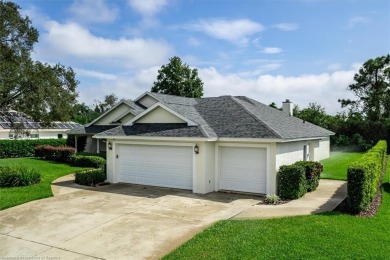 EXECUTIVE FAMILY HOME in the Manor Hill community of Sun 'N Lake on Sun n Lake Golf and Country Club in Florida - for sale on GolfHomes.com, golf home, golf lot