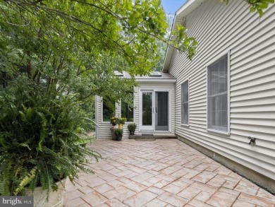 Welcome to 704 Sydney Terrace, a beautifully maintained home on Heritage Harbour Golf Club in Maryland - for sale on GolfHomes.com, golf home, golf lot