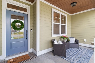 LOOKING FOR A NEW HOME FOR THE HOLIDAYS?! Up to a $6,000 choose on Topsail Green Golf Club in North Carolina - for sale on GolfHomes.com, golf home, golf lot