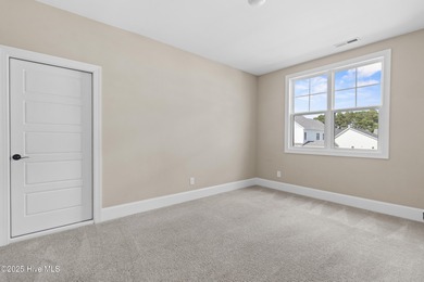 LOOKING FOR A NEW HOME FOR THE HOLIDAYS?! Up to a $6,000 choose on Topsail Green Golf Club in North Carolina - for sale on GolfHomes.com, golf home, golf lot