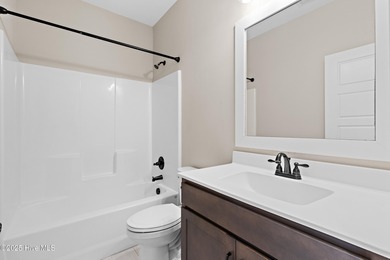 LOOKING FOR A NEW HOME FOR THE HOLIDAYS?! Up to a $6,000 choose on Topsail Green Golf Club in North Carolina - for sale on GolfHomes.com, golf home, golf lot