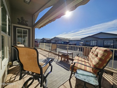 This beautifully updated 2-bedroom, 2-bathroom home boasts an on Viewpoint Golf Resort in Arizona - for sale on GolfHomes.com, golf home, golf lot