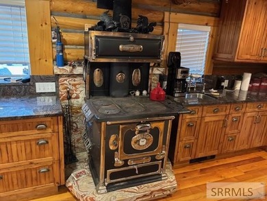 Gorgeous 4 bedroom home on a .99 lot adjacent to golf course on  in  - for sale on GolfHomes.com, golf home, golf lot