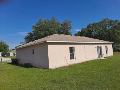 This is the home you've been waiting for! Featuring a spacious on Stonegate Golf Club in Florida - for sale on GolfHomes.com, golf home, golf lot