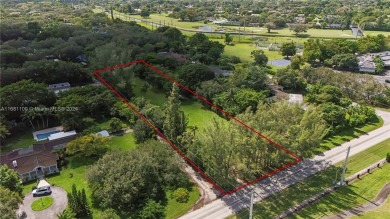 Just reduced by $100,000 and seller wants offers ASAP on Killian Greens Golf Club in Florida - for sale on GolfHomes.com, golf home, golf lot