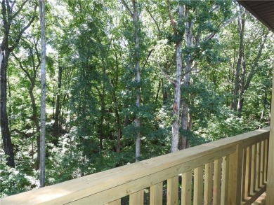 Beautiful New Custom Home in Bella Vista! Situated on a .33-acre on Bella Vista - Metfield Golf Complex and Country Club in Arkansas - for sale on GolfHomes.com, golf home, golf lot