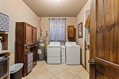 RUSTIC CABIN ON LAKE TEXOMA! HUGE SHOP BUILDING! WALK TO THE on Tanglewood Resort in Texas - for sale on GolfHomes.com, golf home, golf lot