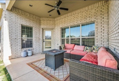 Welcome to your own private oasis in a highly sought-after on Tascosa Country Club in Texas - for sale on GolfHomes.com, golf home, golf lot