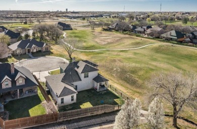 Welcome to your own private oasis in a highly sought-after on Tascosa Country Club in Texas - for sale on GolfHomes.com, golf home, golf lot