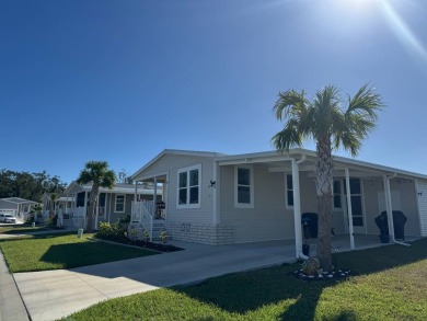 Welcome to your dream home! This stunning 3-bedroom, 2-bathroom on Rolling Green Golf Course in Florida - for sale on GolfHomes.com, golf home, golf lot