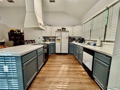 Welcome home to this beautifully refreshed 3-bedroom, 2-bath on Arrowhead Country Club in Alabama - for sale on GolfHomes.com, golf home, golf lot