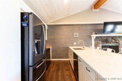 Your piece of paradise in the highly coveted Tan-Tar-A Estates on The Oaks Golf Course in Missouri - for sale on GolfHomes.com, golf home, golf lot